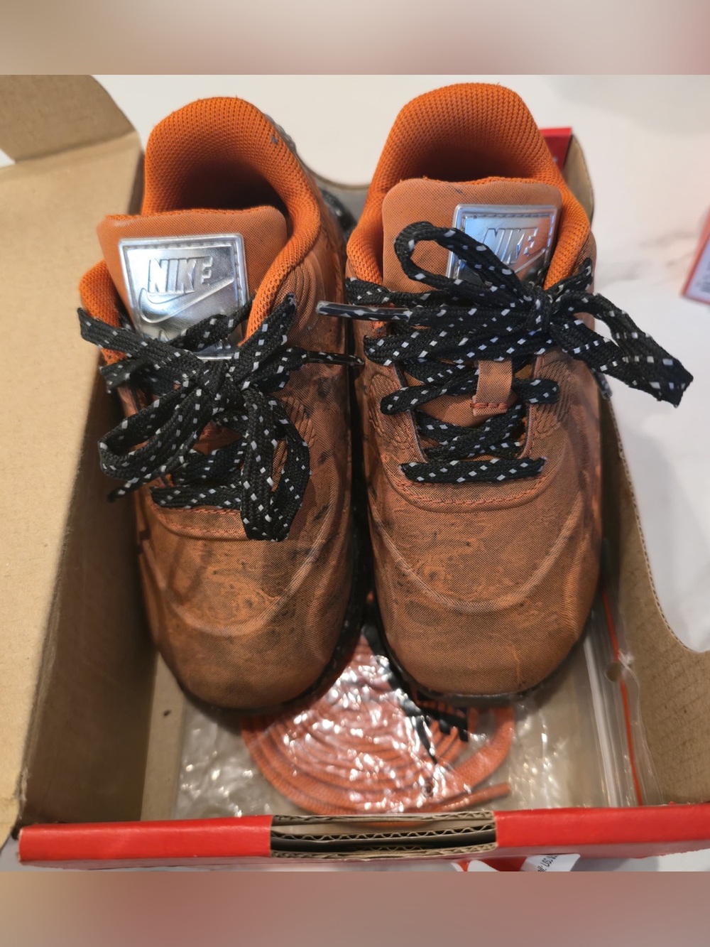 Nike Air Max 90 Mars Landing Toddler Size 7C Worn Once With Box Extra Laces